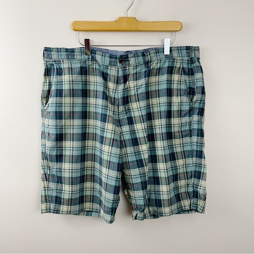 J. Crew Blue and Green Plaid Men's Flat Front Shorts